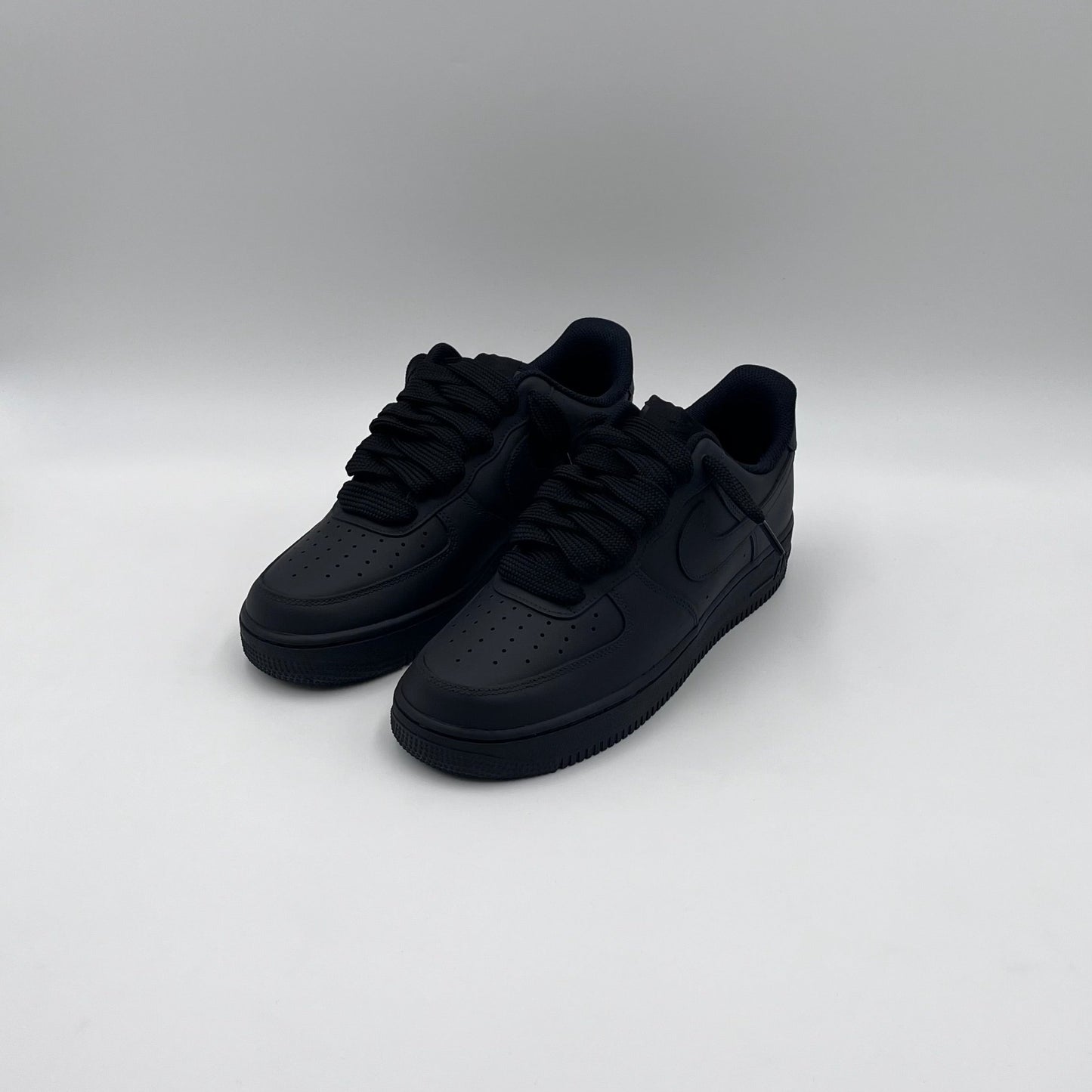 AF1 Matte Black - Black Baggy Laces