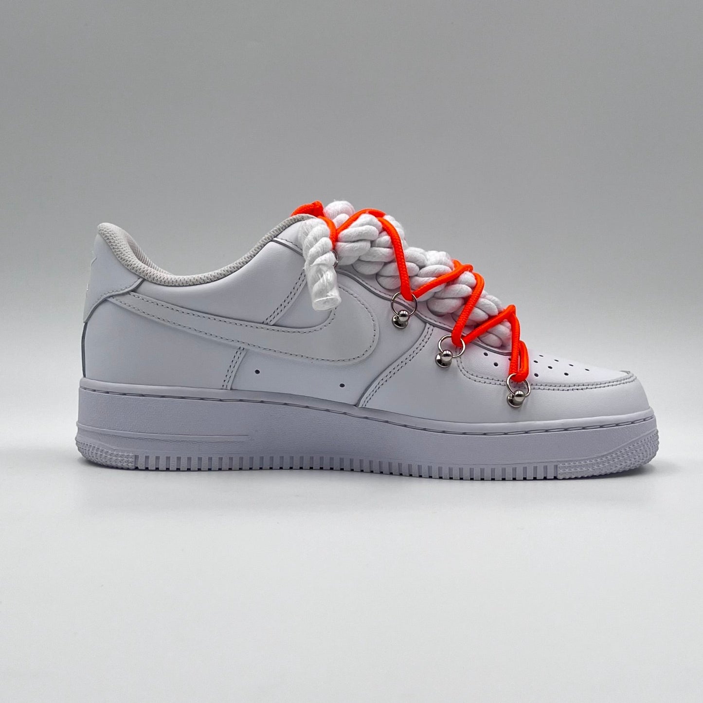 AF1 Blanc - Lacets Doubles Orange